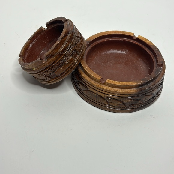 Pair of Handmade Hawaii Ashtrays | Two Trays Smoke Trays | Collectible Wooden 2 - Picture 8 of 9